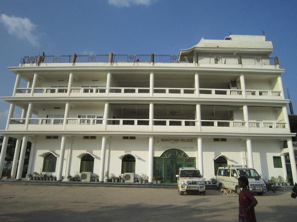 Mahamaya Palace Hotel & Conference Center Bodh Gaya Luaran gambar